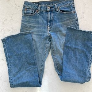 LEVIS WOMENS 526 JEANS. SIZE 29. (1606)